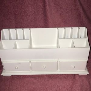 White Makeup Organizer